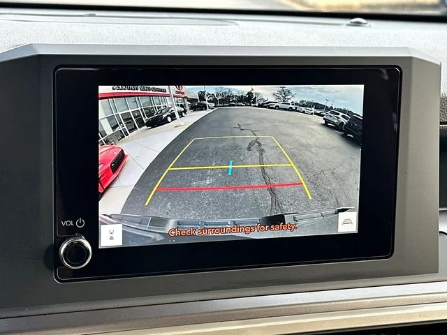 Used 2025 Silver Toyota SR5 image 22