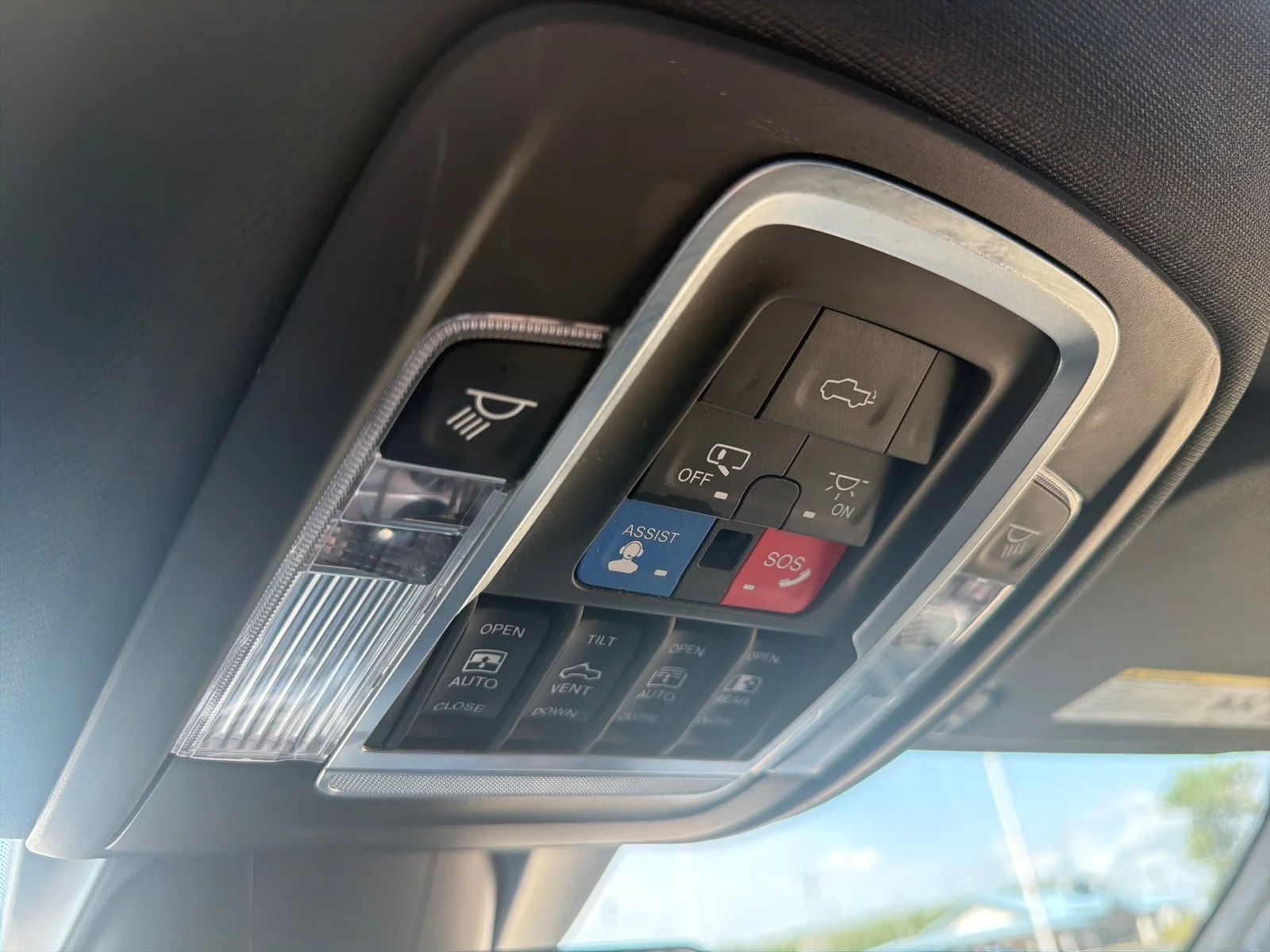 Used 2019 Billet Silver Clearcoat Metallic Ram Limited image 22