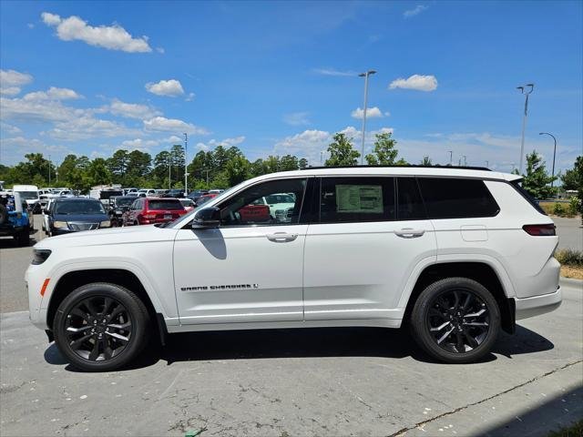 New 2026 Bright White Clearcoat Jeep Limited image 4