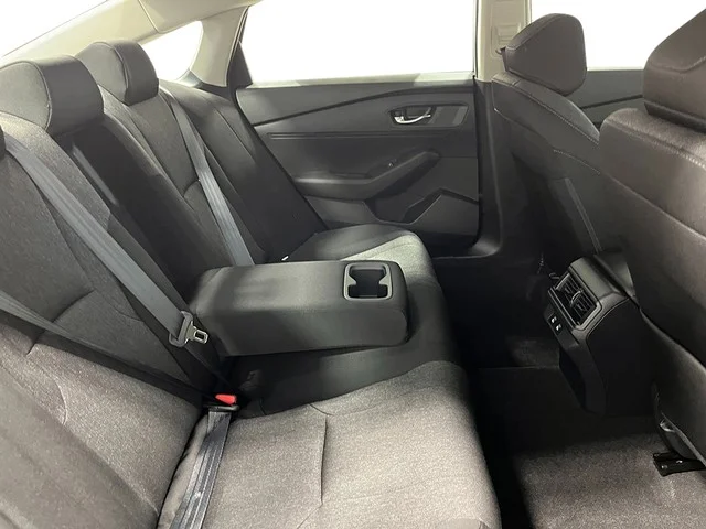 2025 Honda Accord SE - Photo 25