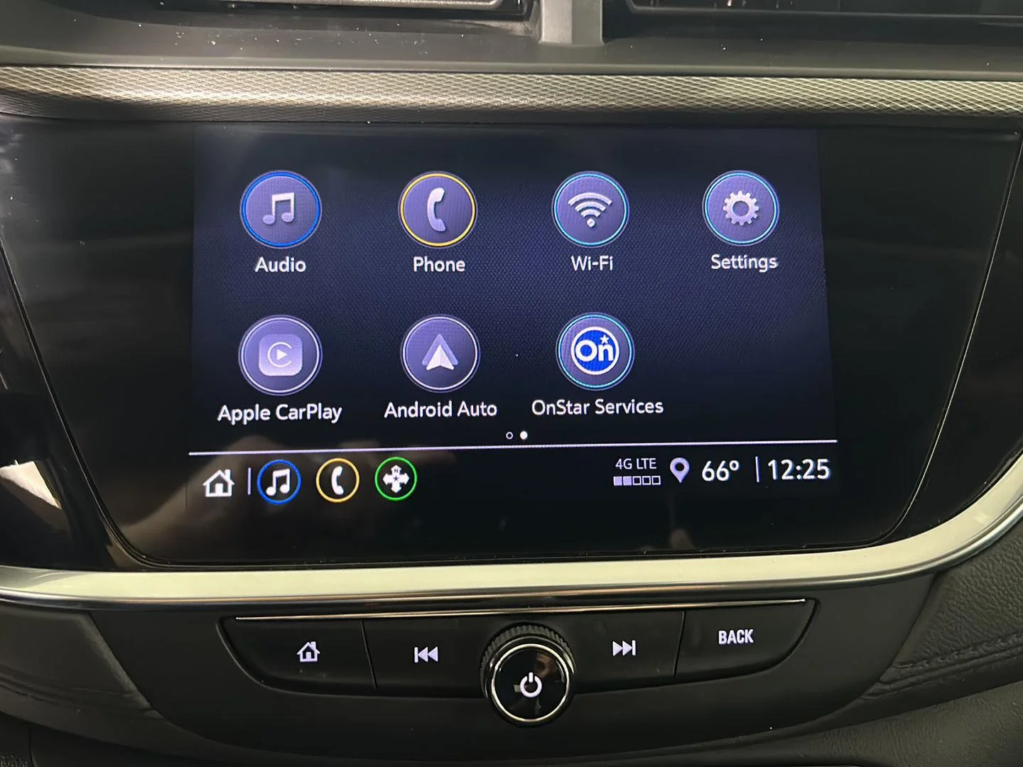 Used 2022 Ebony Twilight Metallic Buick Preferred image 18