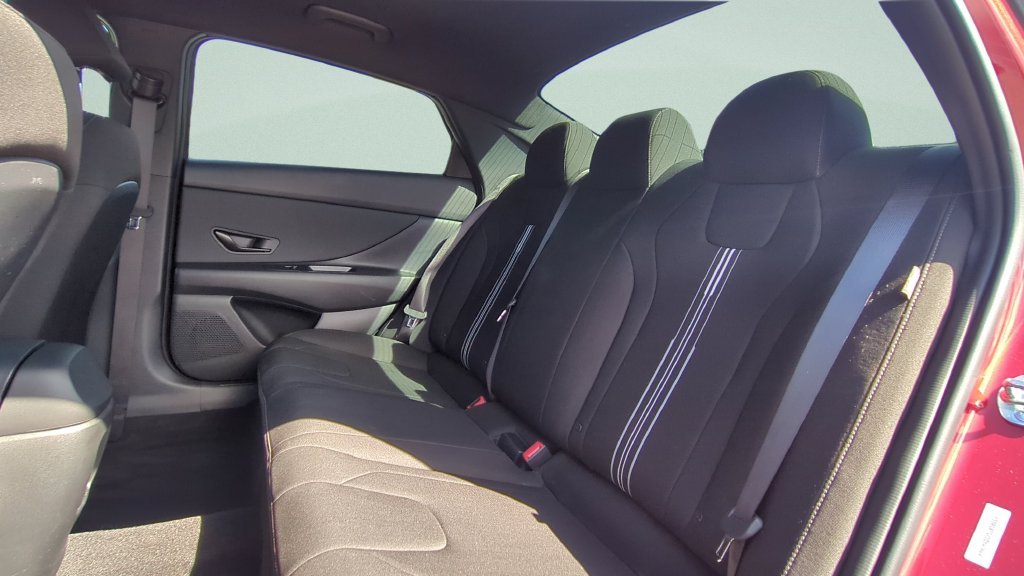 Certified Used 2025 Red Hyundai SEL Sport image 9
