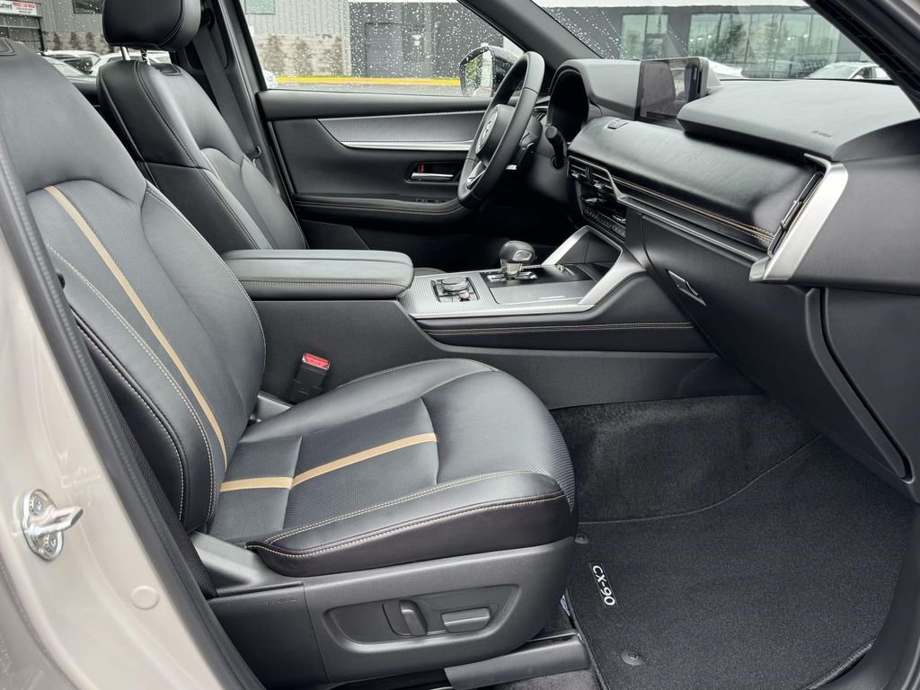Used 2026 Silver Mazda 3.3 Turbo S Premium image 16