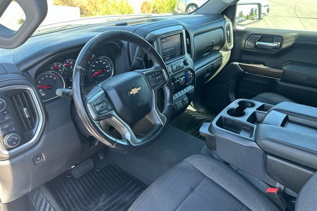 Used 2022 White Chevrolet LT image 15