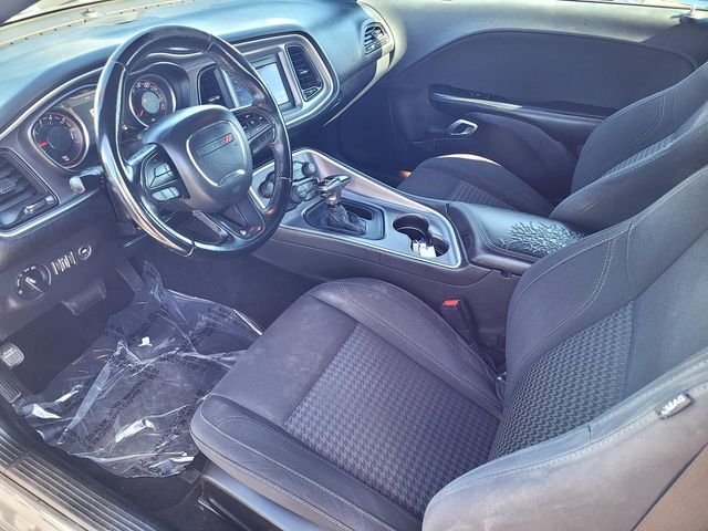 Used 2019 Gray Dodge SXT image 10