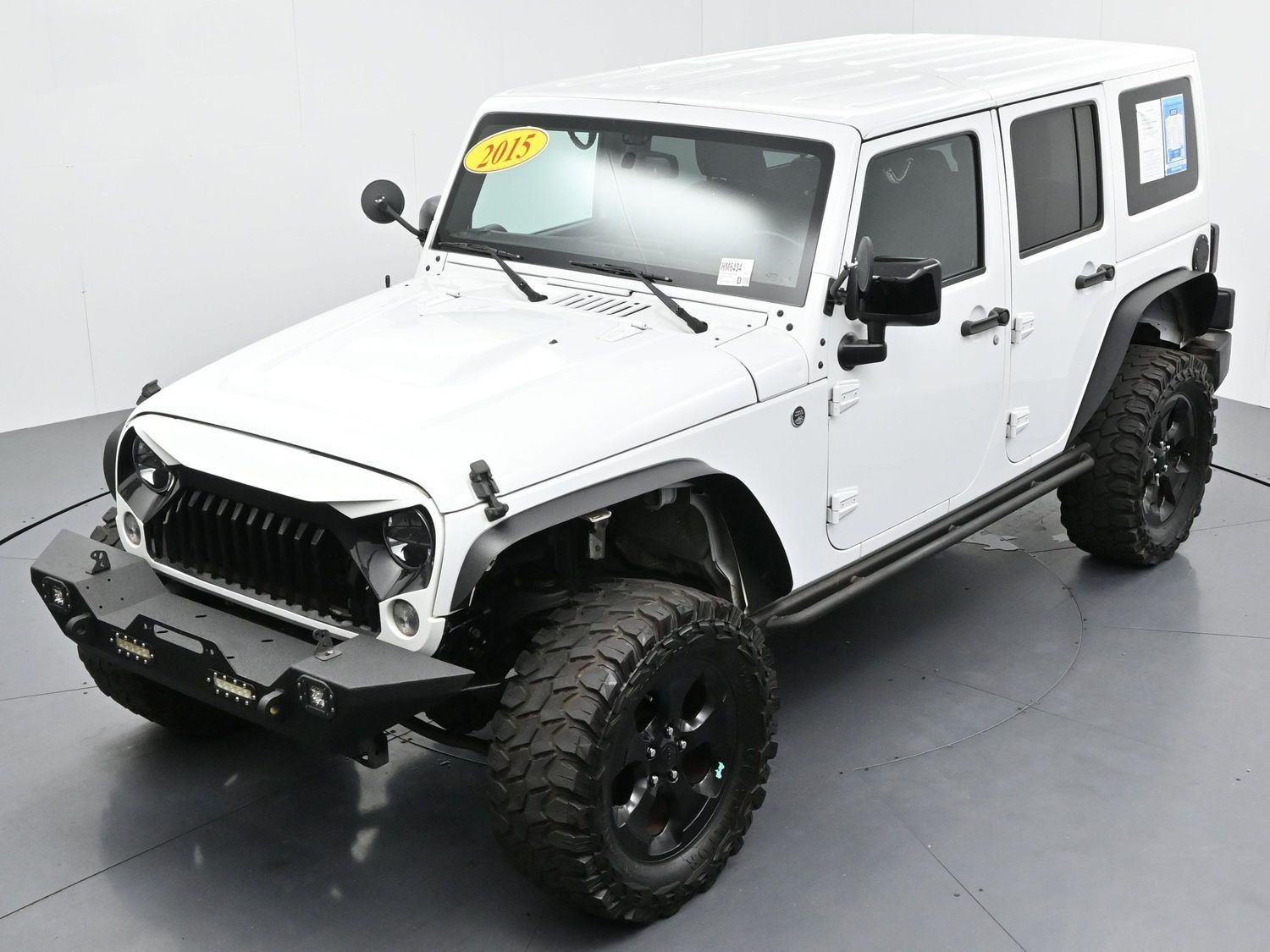 Used 2015 Bright White Clearcoat Jeep Altitude image 36