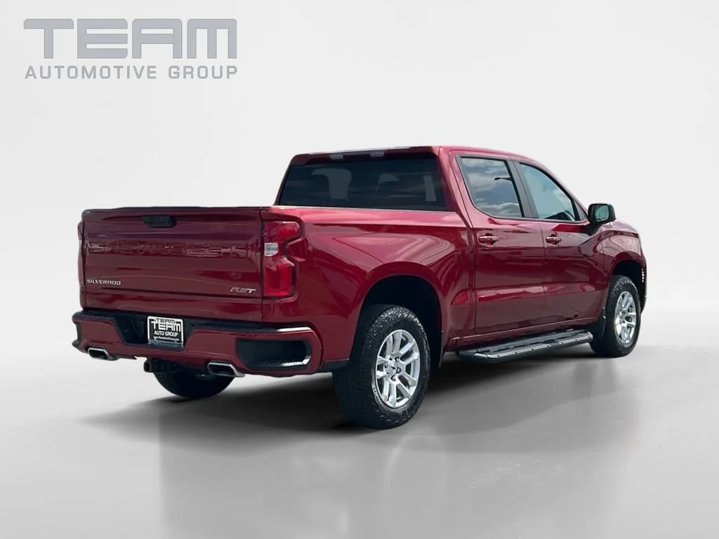 Used 2023 Radiant Red Tintcoat Chevrolet RST image 7