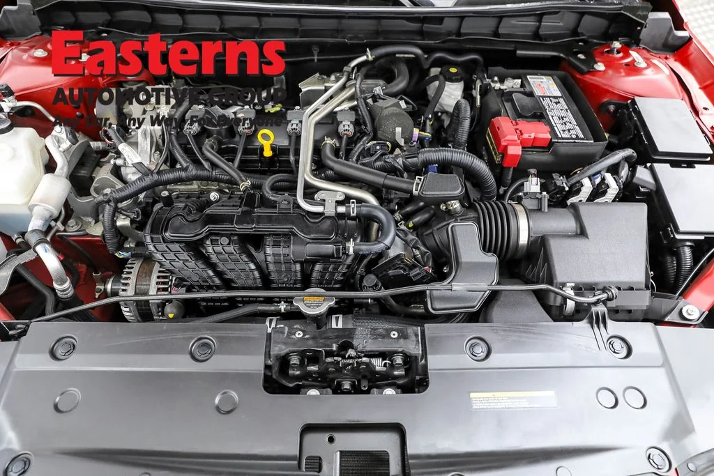 Used 2022 Red Nissan 2.5 SV image 7