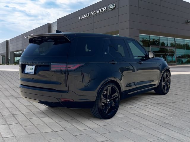 Certified Used 2025 Black Land Rover Dynamic SE image 5