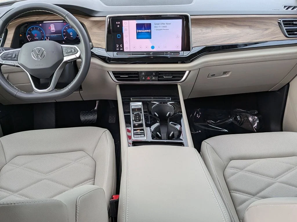New 2026 Black Volkswagen 2.0T SE w/Technology image 10