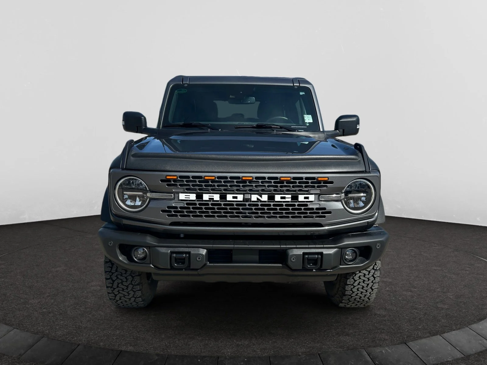 Used 2023 carbonized gray Ford Badlands Hardtop 4x4 Leather image 8