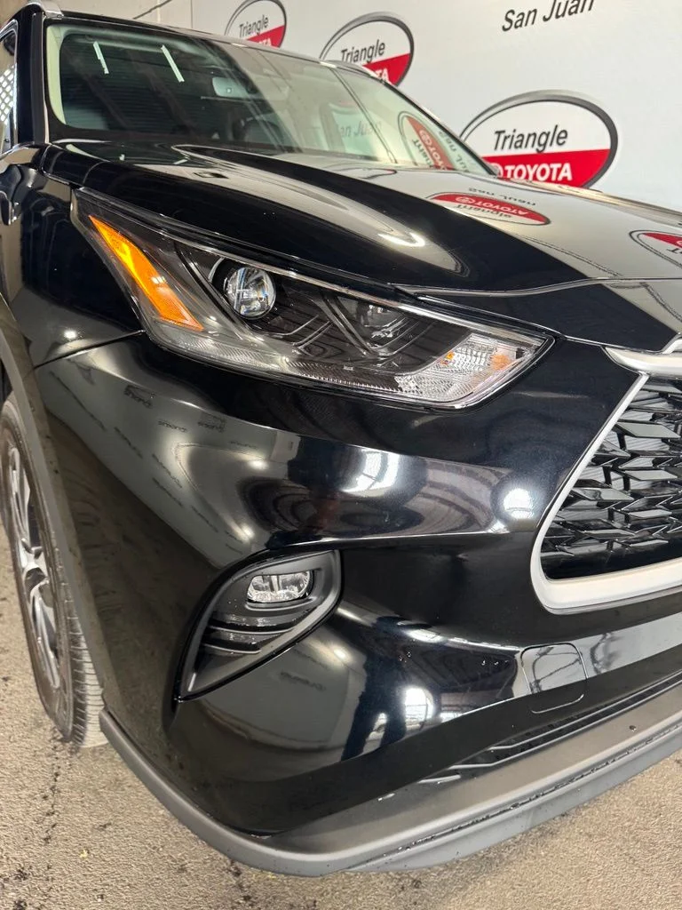 New 2026 Black Toyota XLE image 12