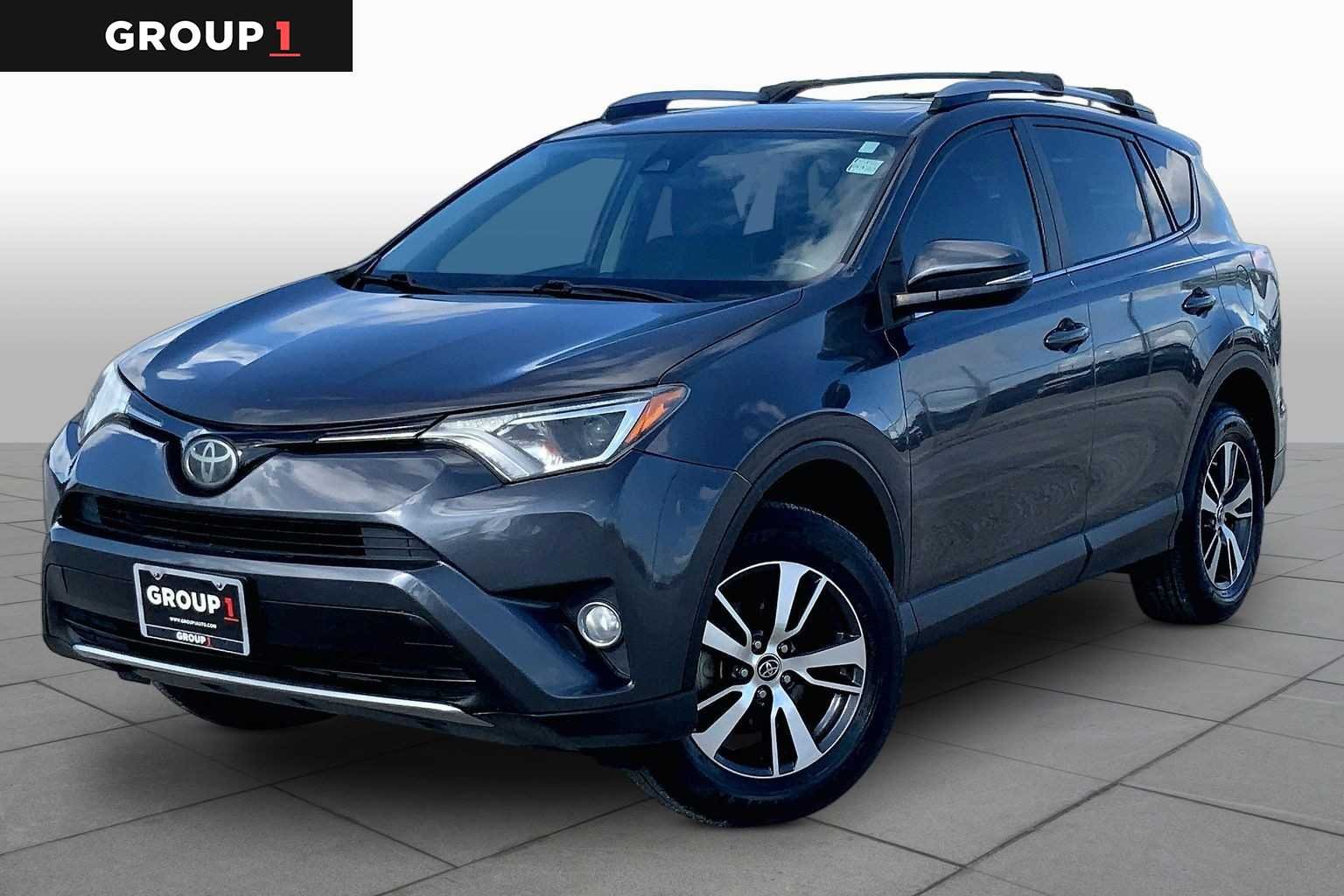 2017 Toyota RAV4 XLE