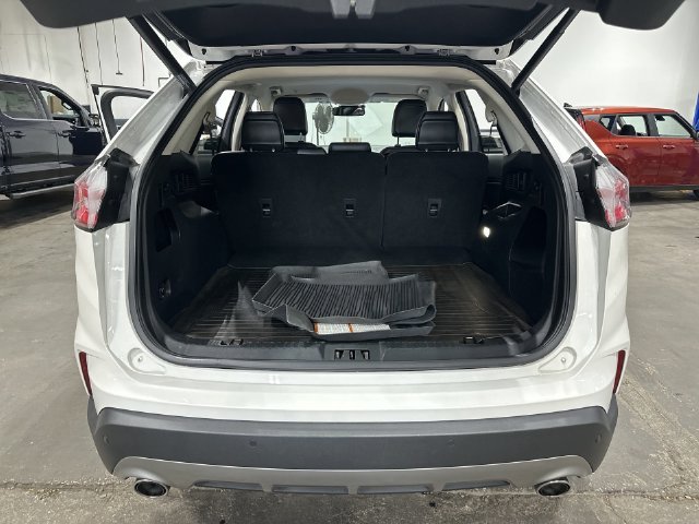 Used 2020 White Ford SEL image 25