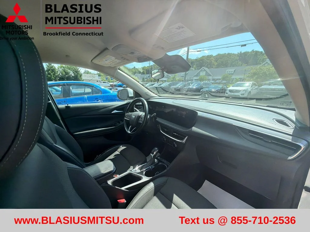 Used 2024 White Buick Preferred image 42