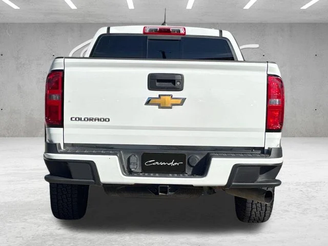 Used 2016 White Chevrolet Z71 image 16