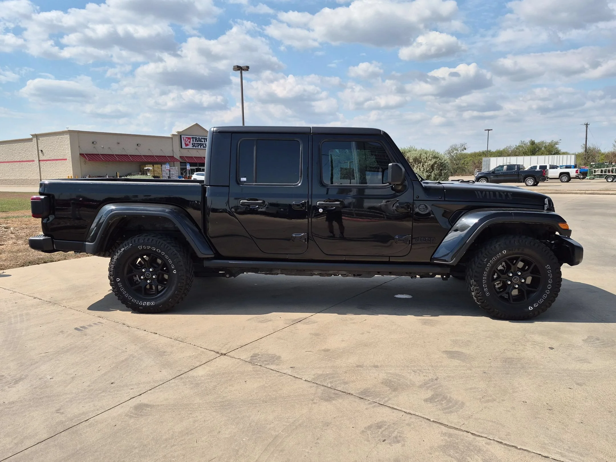 Used 2024 Black Jeep Willys image 2