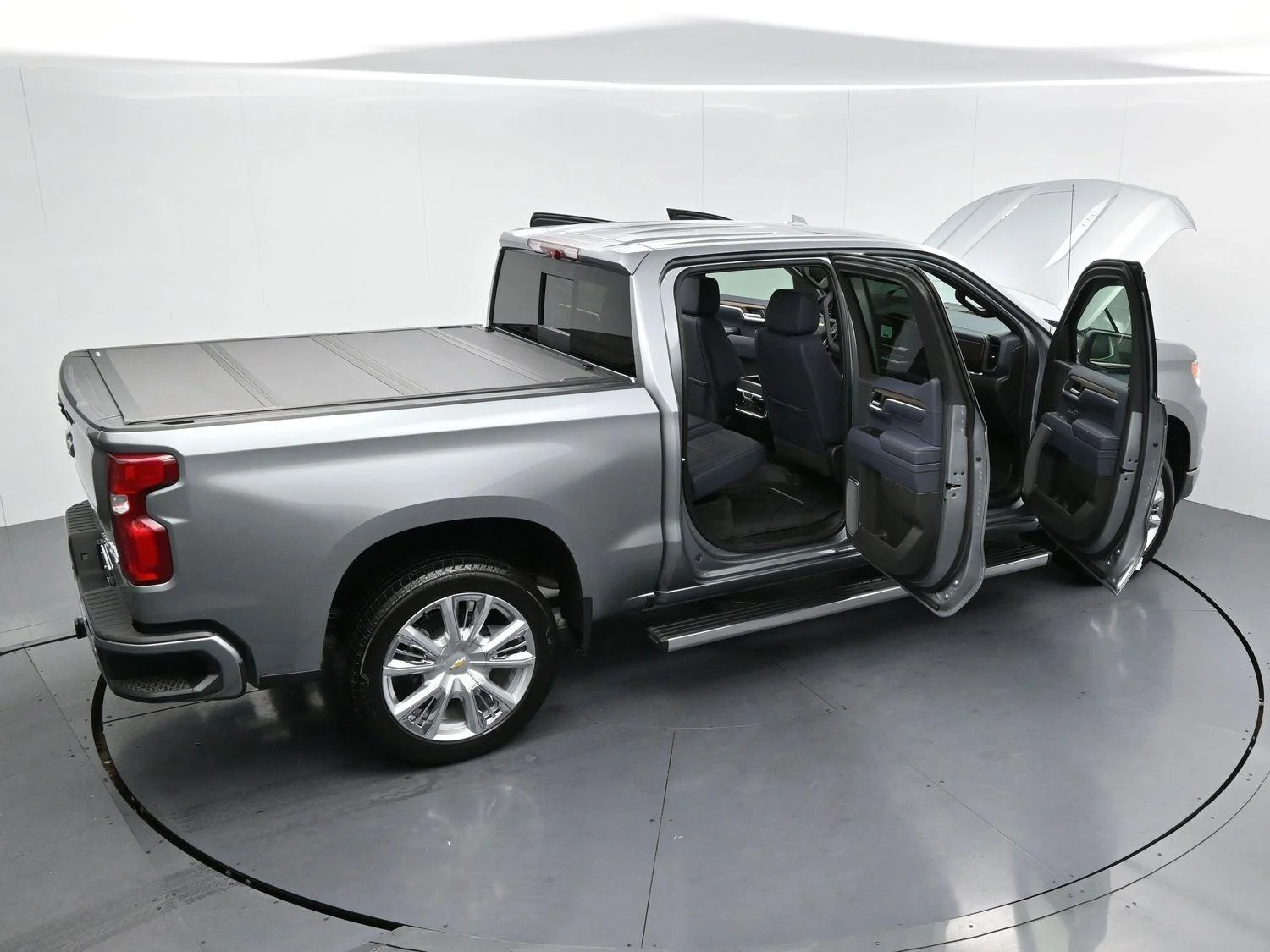Used 2026 Sterling Gray Metallic Chevrolet High Country image 41