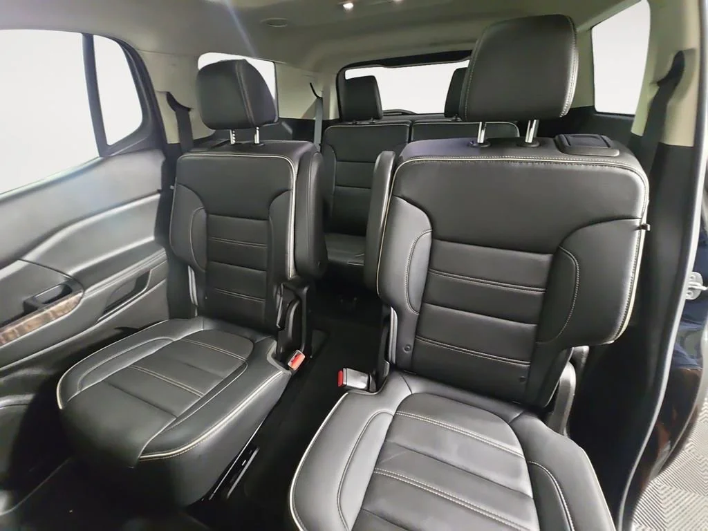 Used 2023 Ebony Twilight Metallic GMC Denali image 13