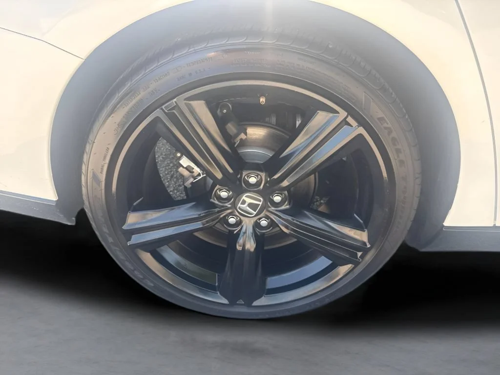 Used 2023 White Honda Sport-L image 35