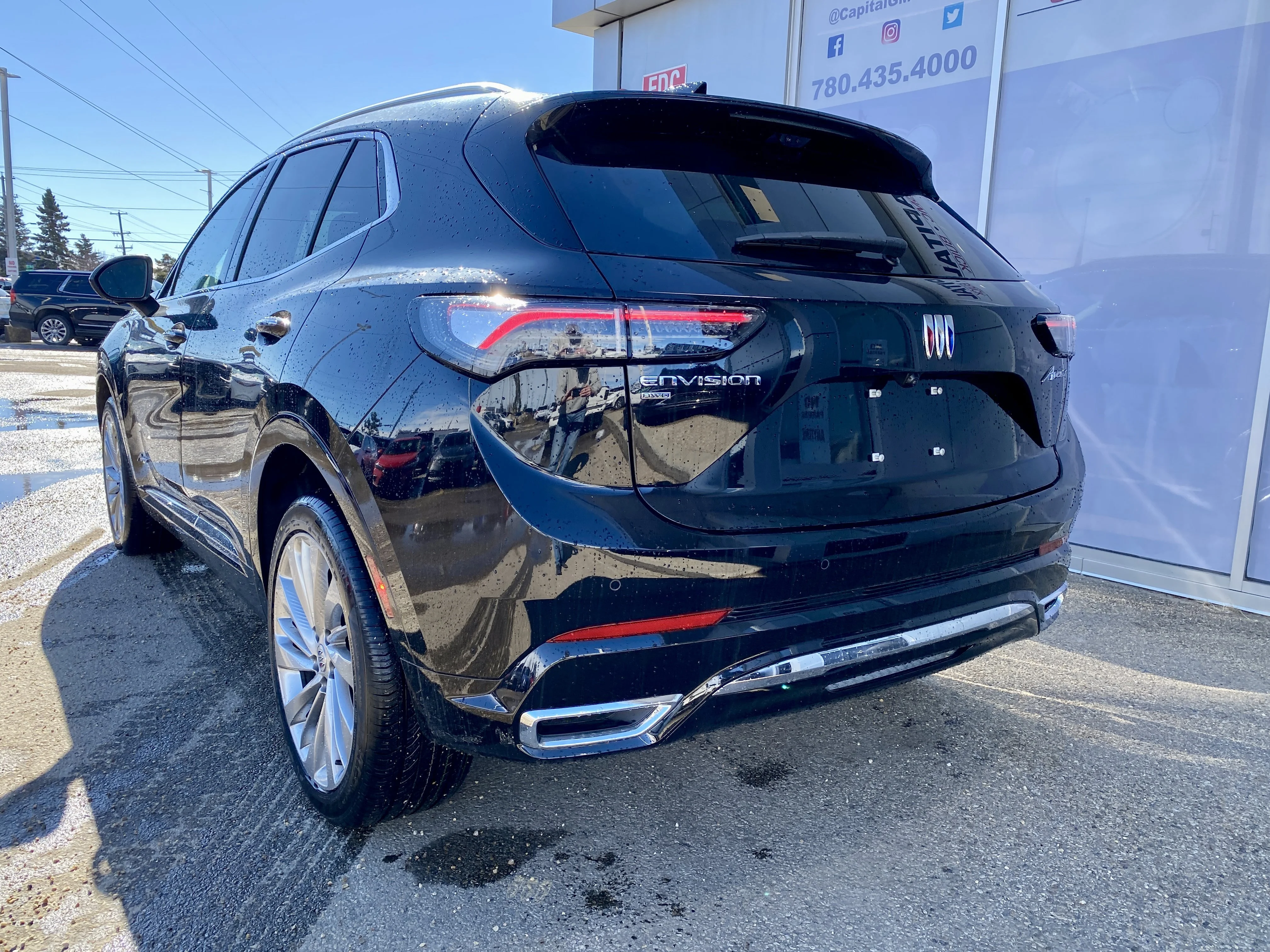 New 2026 EBONY TWILIGHT METALLIC Buick Avenir image 4
