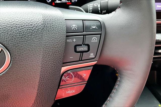 Certified Used 2025 MID BLK/WIND CHILL Toyota  image 22