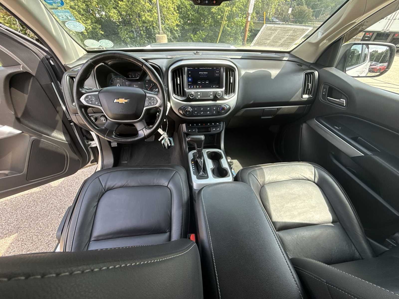 Certified Used 2019 SUMMIT WHITE Chevrolet 4WD ZR2 image 18