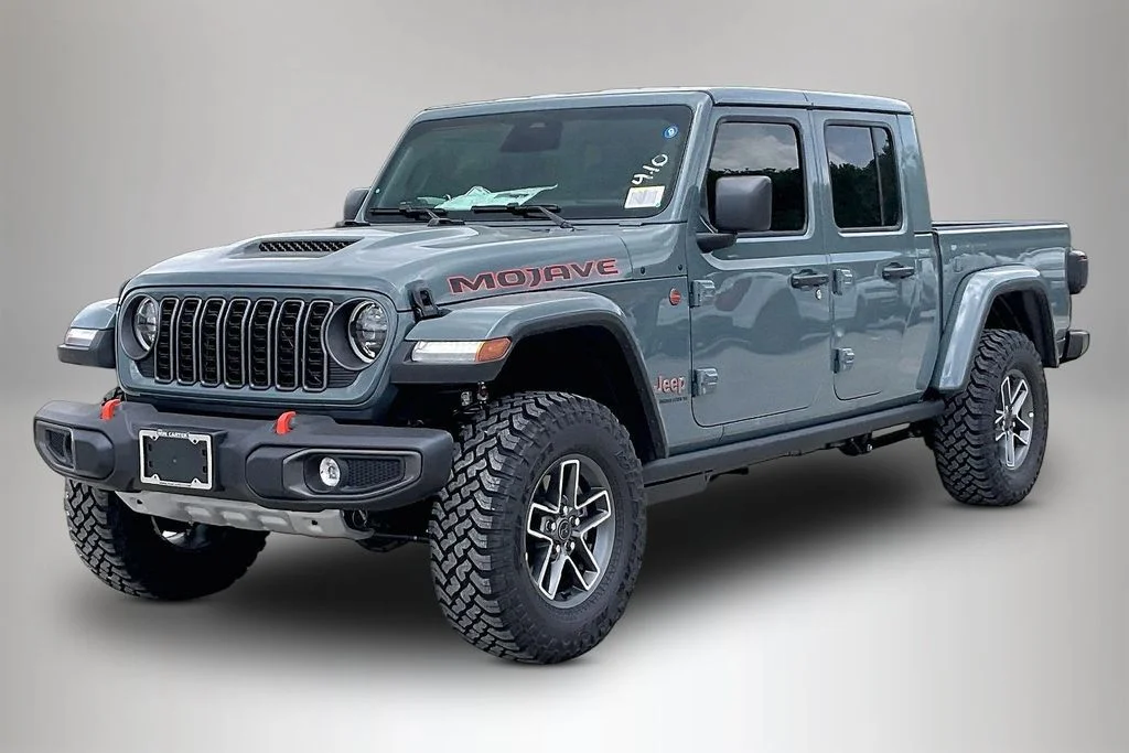 New 2026 Anvil Clear-Coat Exterior Paint Jeep Mojave image 2