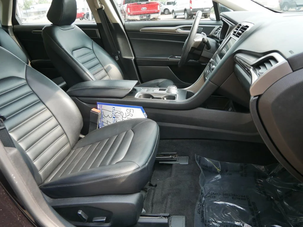 Certified Used 2020 Black Ford SEL image 8