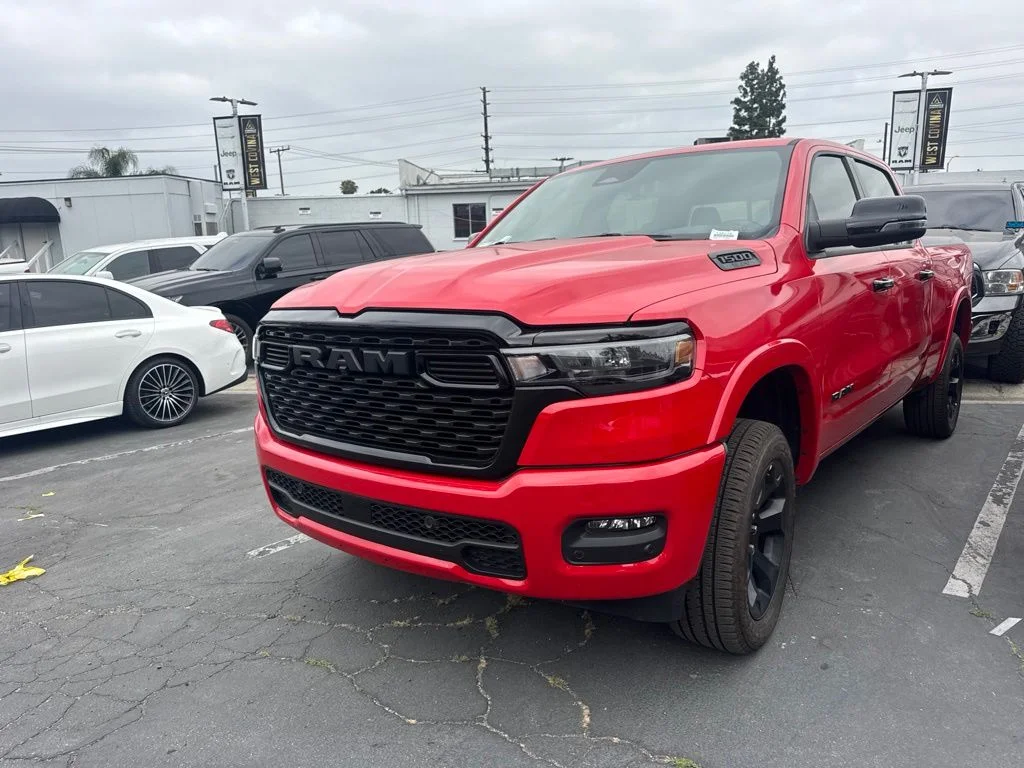 Certified Used 2025 Red Ram Big Horn/Lone Star image 3
