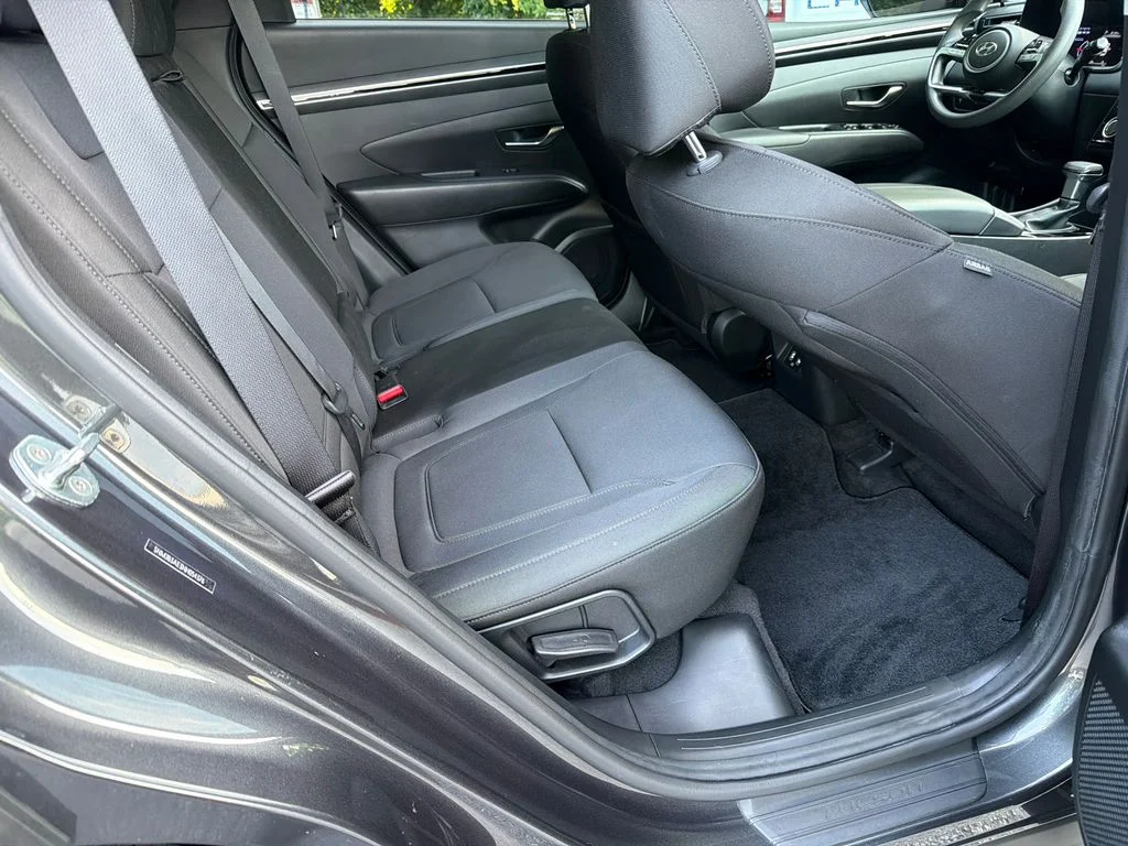 Used 2022 Gray Hyundai SEL image 15