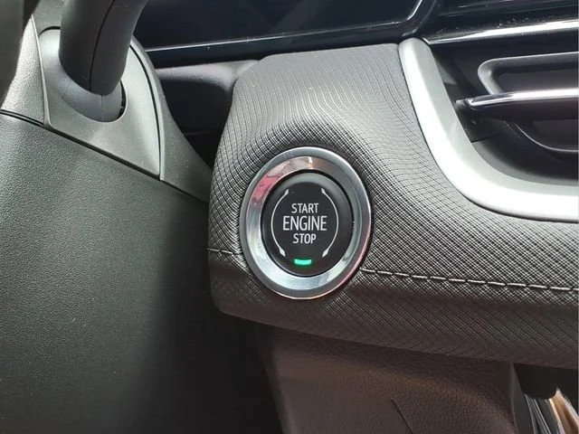 New 2026 Summit White Chevrolet LT image 9