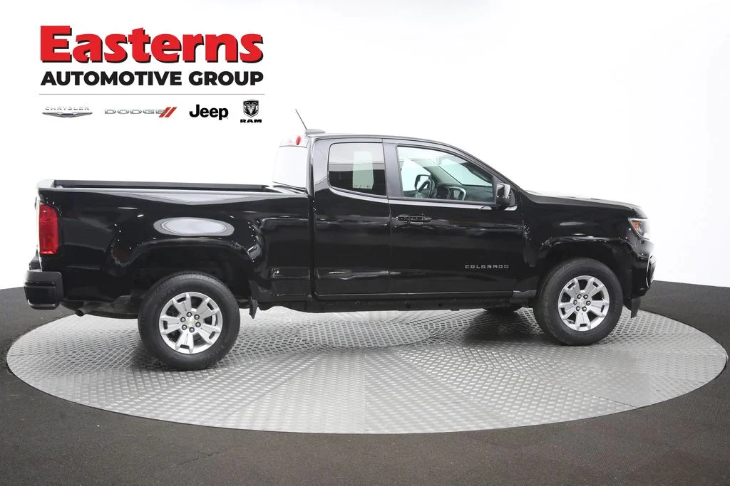 Used 2022 Black Chevrolet LT image 56