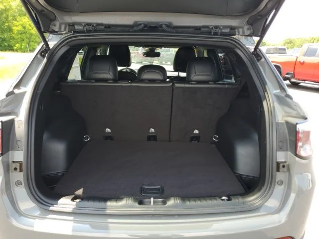 Used 2023 Gray Jeep Trailhawk image 10