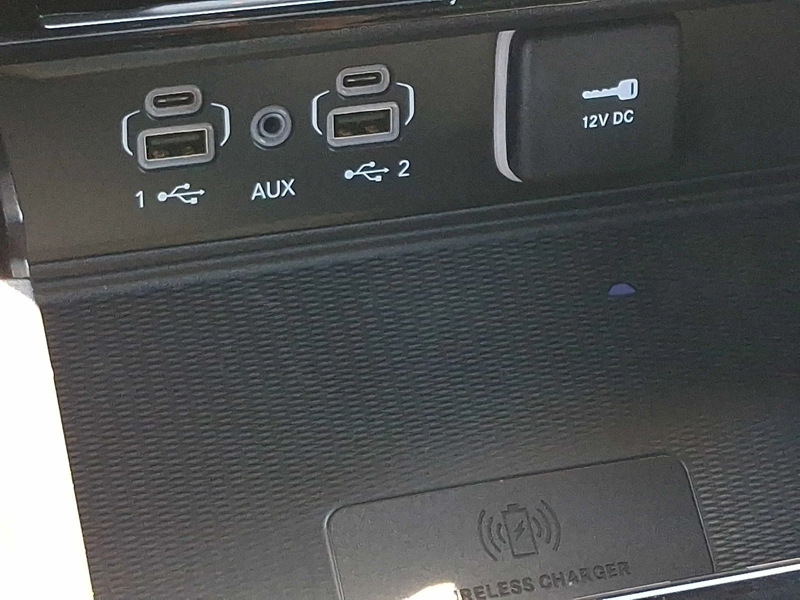 Used 2025 Silver Zynith Jeep Altitude X image 24