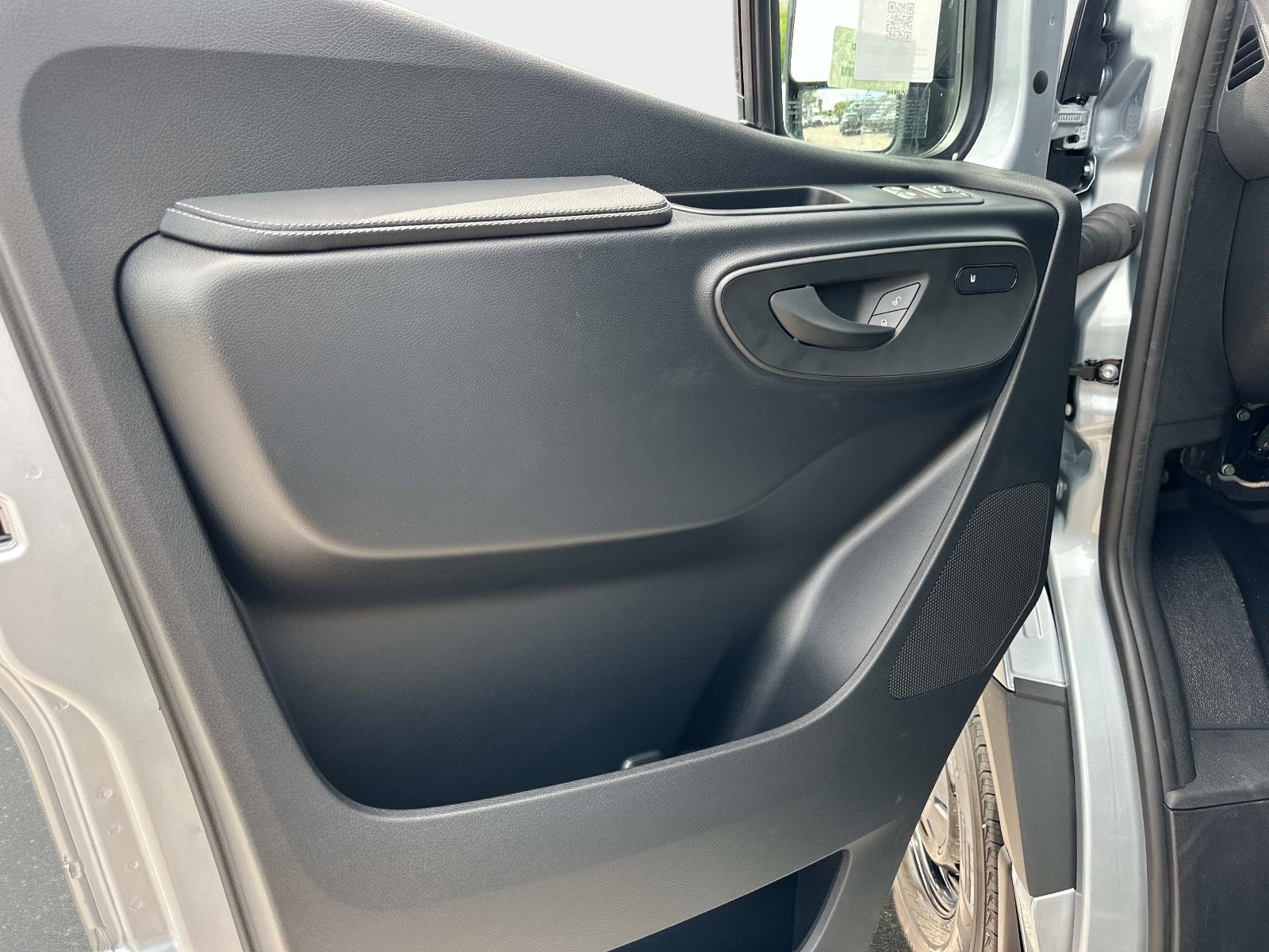 2025 Mercedes-Benz Sprinter Passenger Van Base - Photo 13