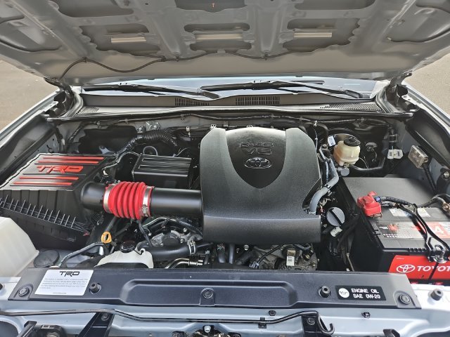 Used 2018 Gray Metallic Toyota TRD Sport image 19