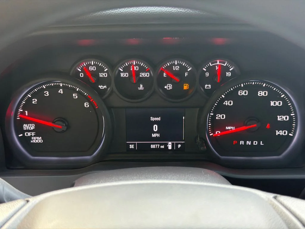 Used 2025 Blue Chevrolet Custom image 25