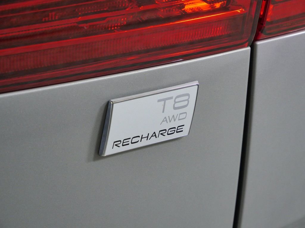 Used 2023 Silver Volvo Ultimate image 13