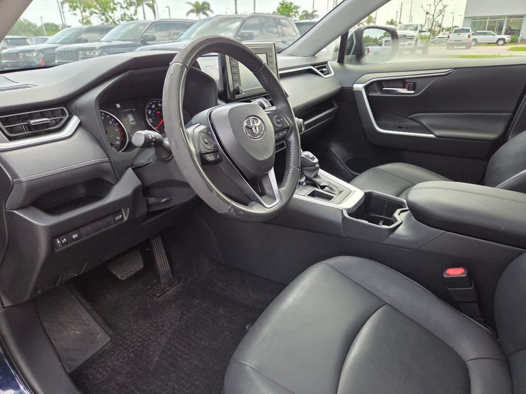 Used 2022 Blueprint Toyota XLE Premium image 29