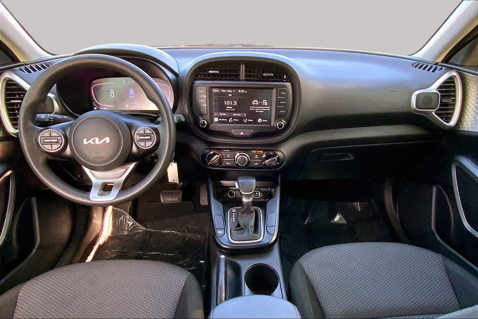 Used 2024 Fusion Black Kia LX image 14