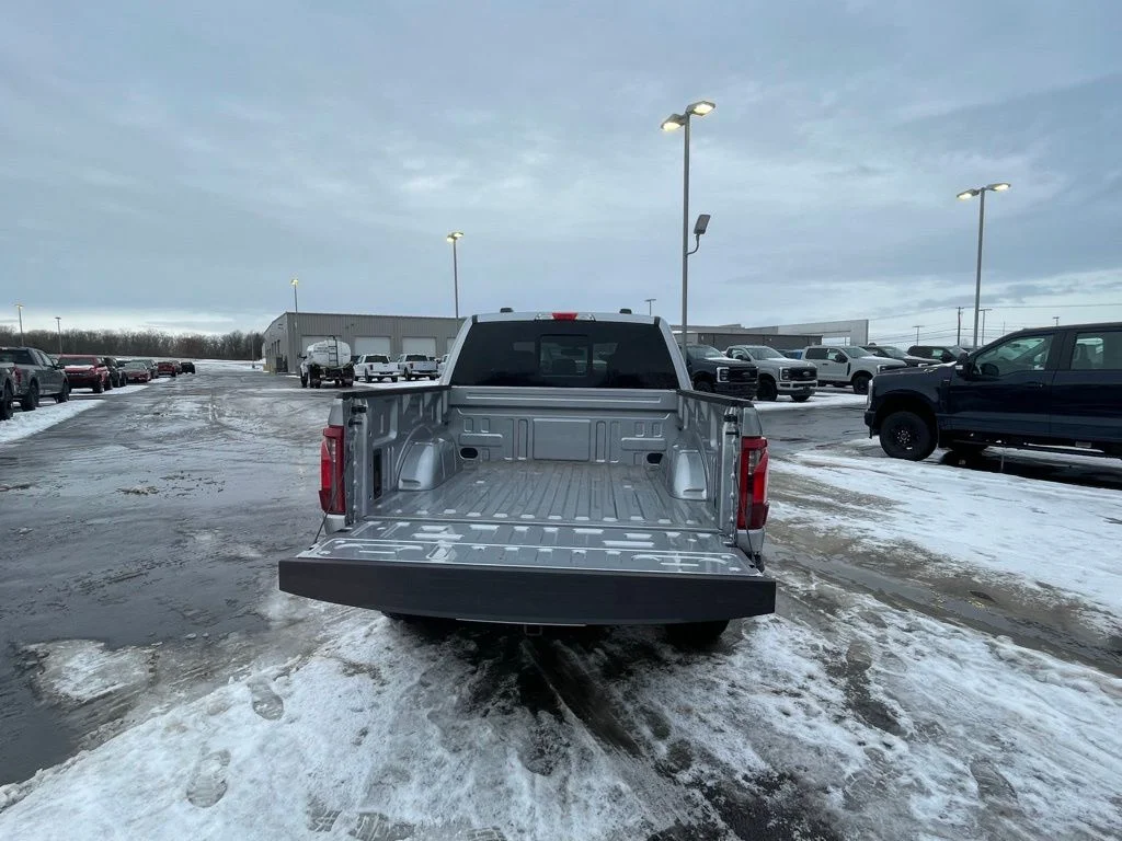 2025 Ford F-150 XLT - Photo 18