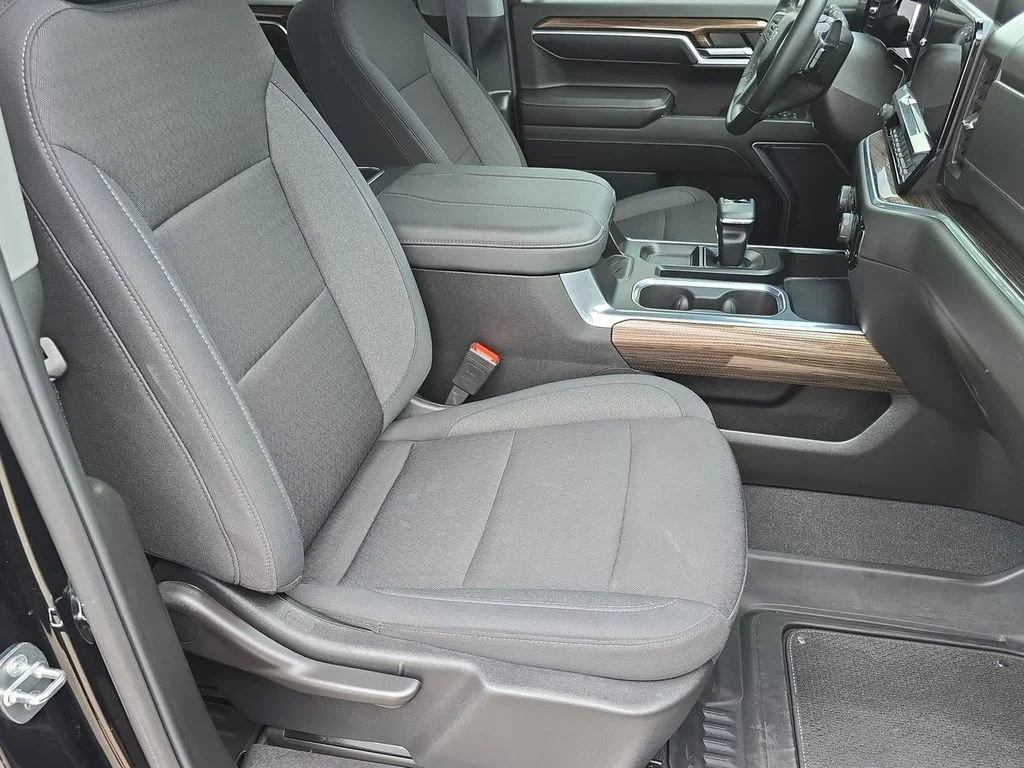 2024 Chevrolet Silverado 1500 RST - Photo 29