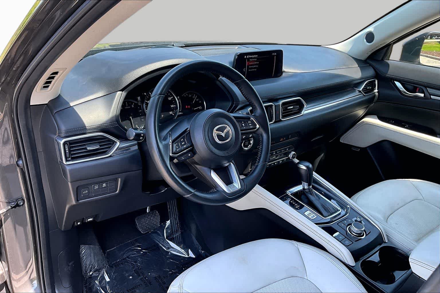 Used 2019 Machine Gray Metallic Mazda Grand Touring image 18
