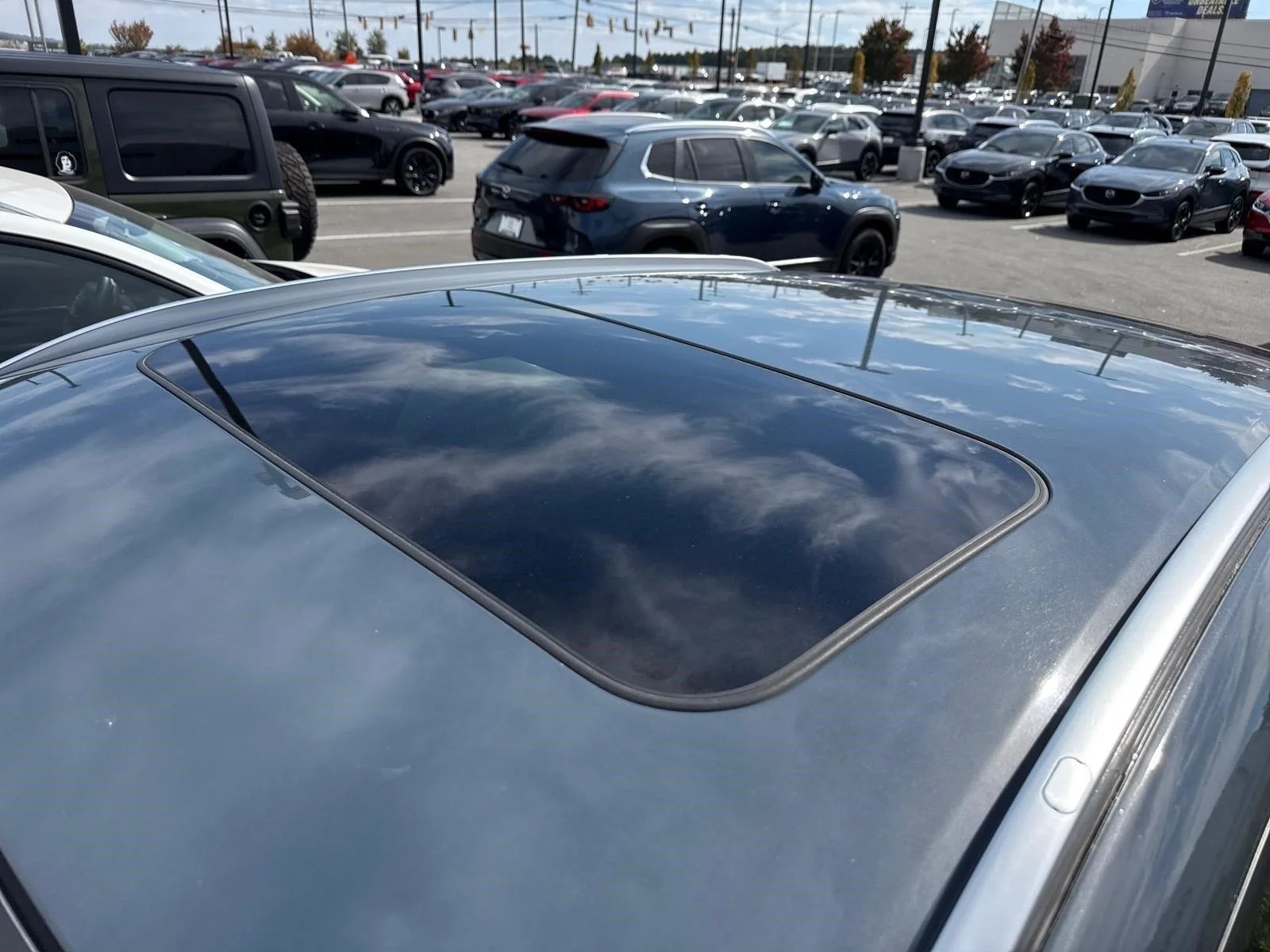 Used 2025  MAZDA PREF image 4