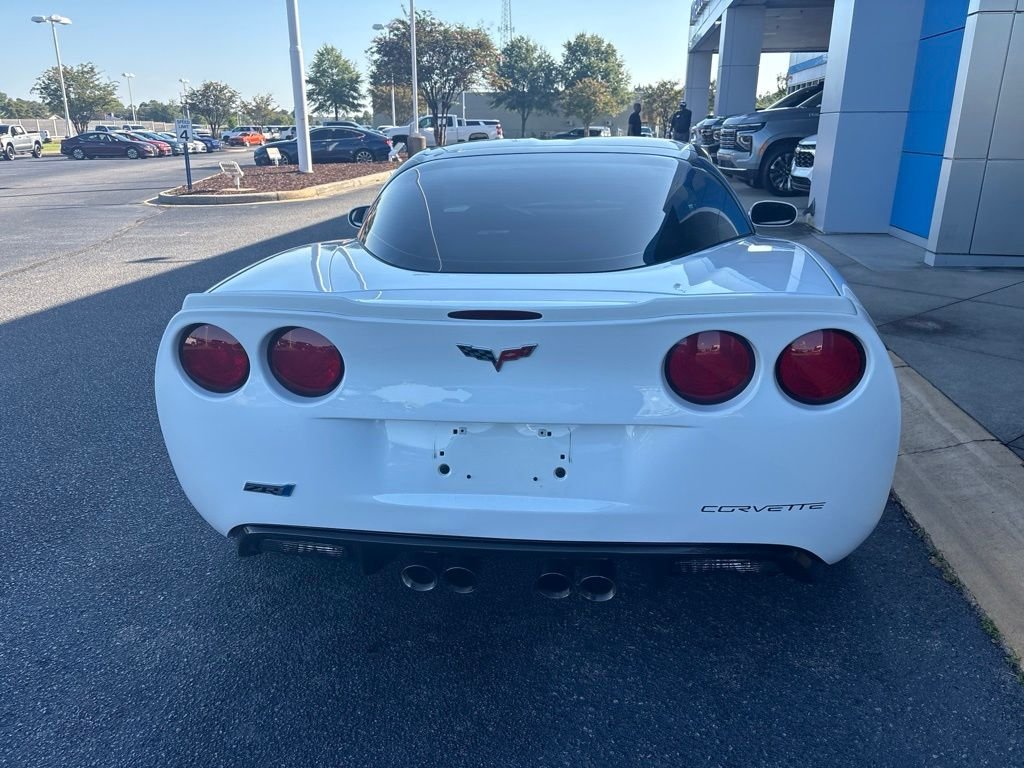 Used 2010 White Chevrolet ZR1 image 4