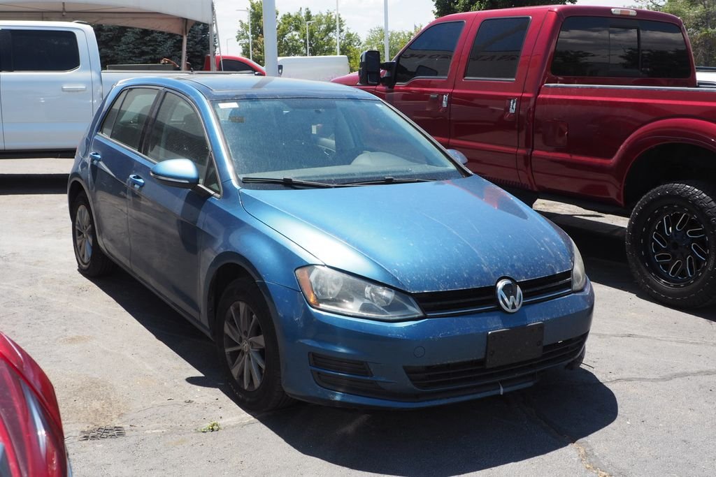 2016 Volkswagen Golf TSI S w/Sunroof 4-door Auto's photo
