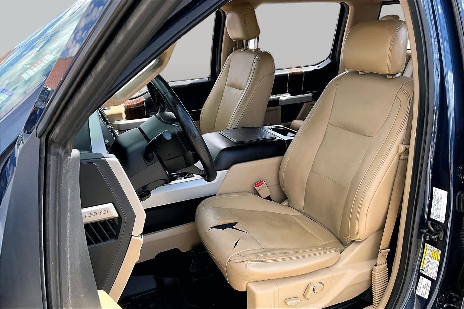 Used 2015 Blue Jeans Metallic/Caribou Metallic Ford Lariat image 8