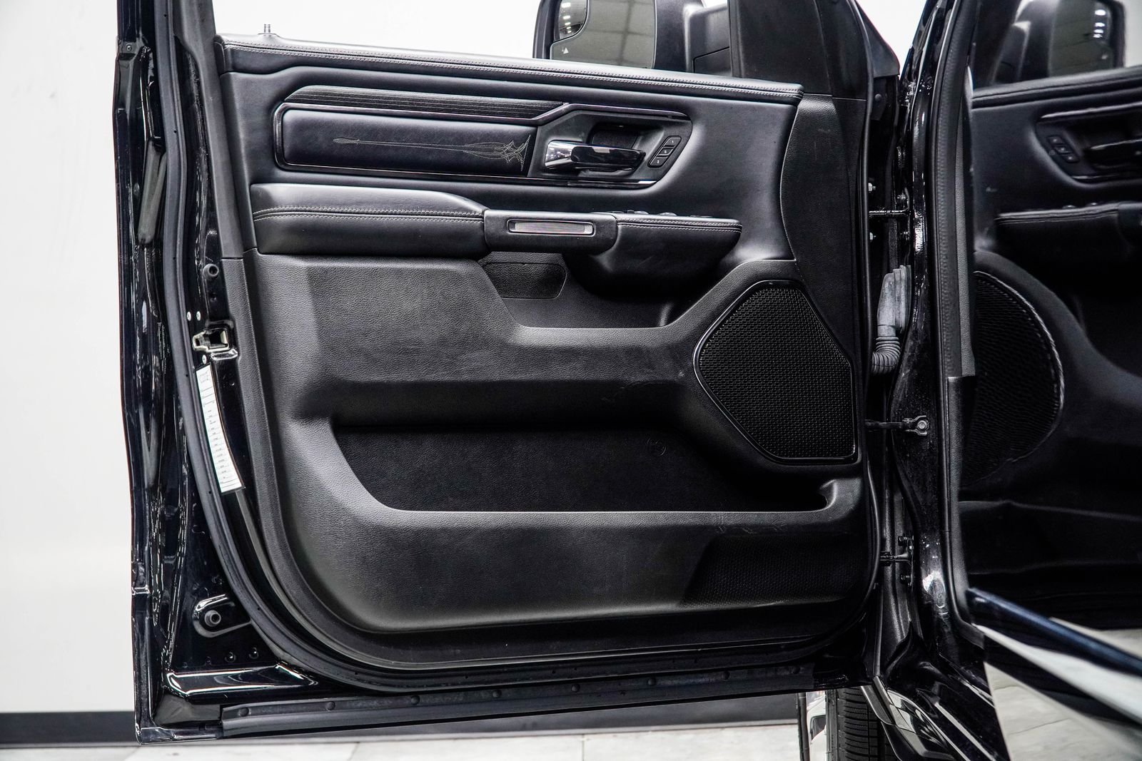 Used 2023 Black Ram Limited image 30