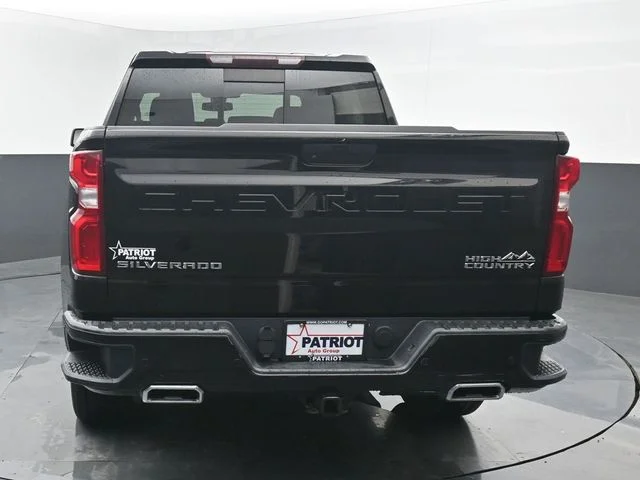 Used 2020 Black Chevrolet High Country image 12